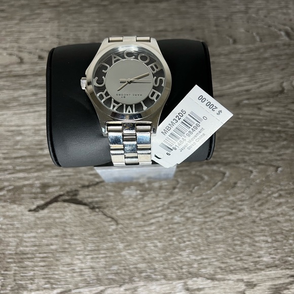 MARC BY MARC JACOBS Henry Skeleton Silver Dial Stainless Steel Ladies Watch - Picture 6 of 10